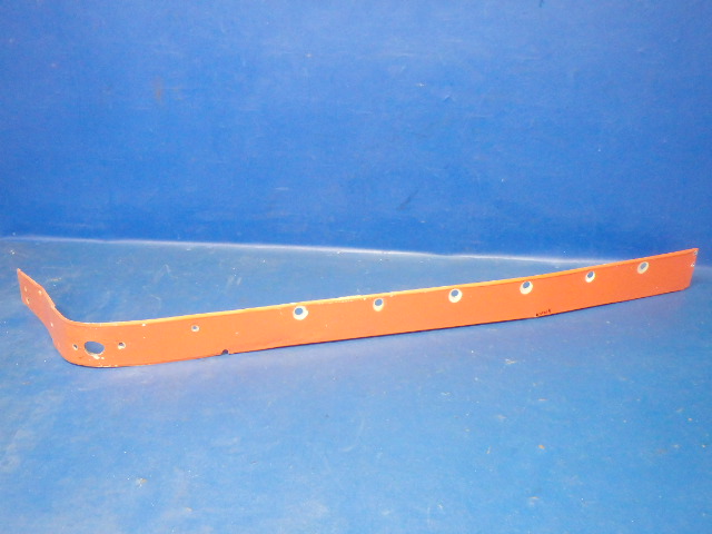 0520005-12 Cessna - Fairing-LH Wing(Small Crack See Photos)